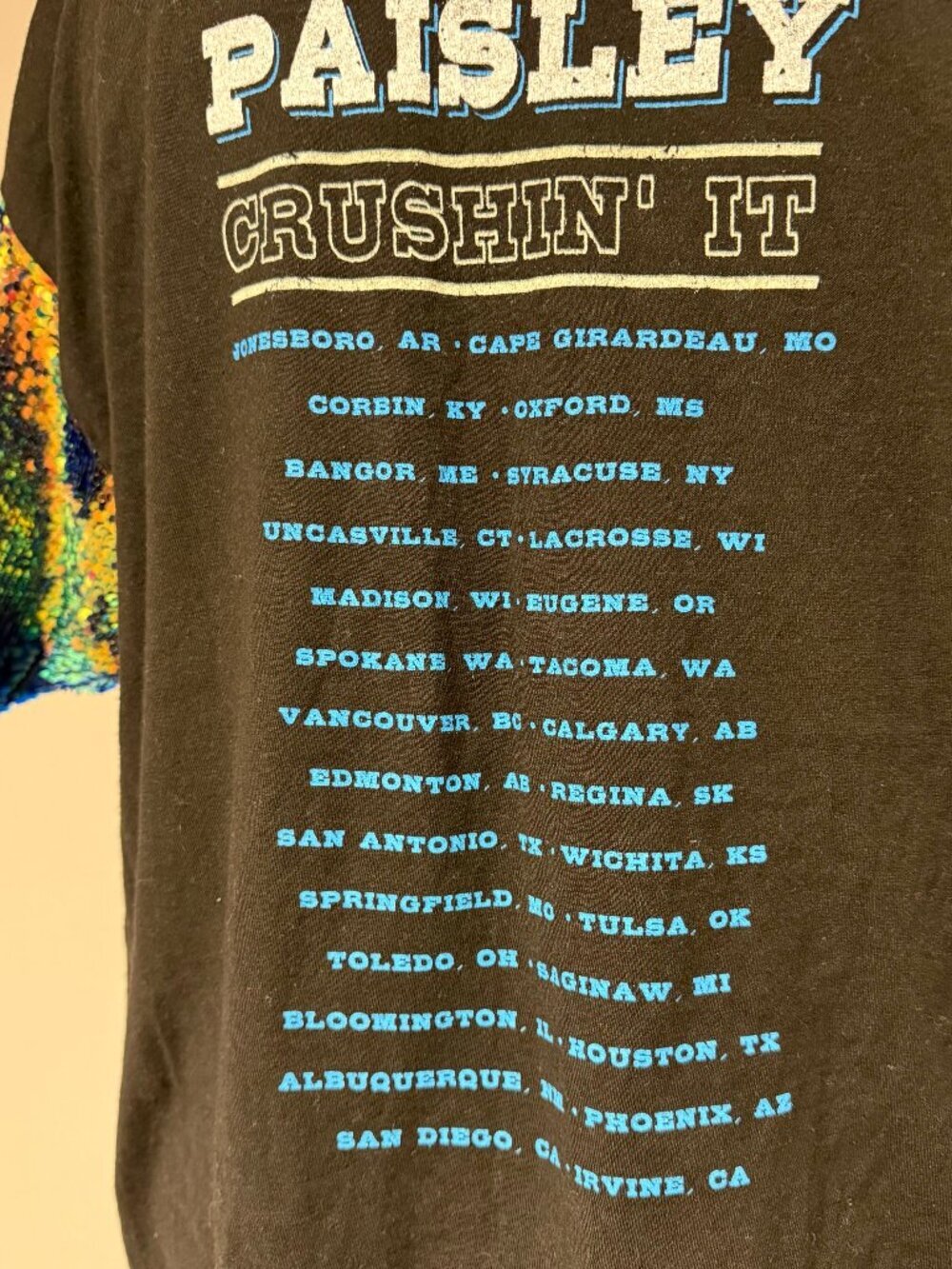 Brad Paisley Crushin It Tour Tee - Picture 7 of 10
